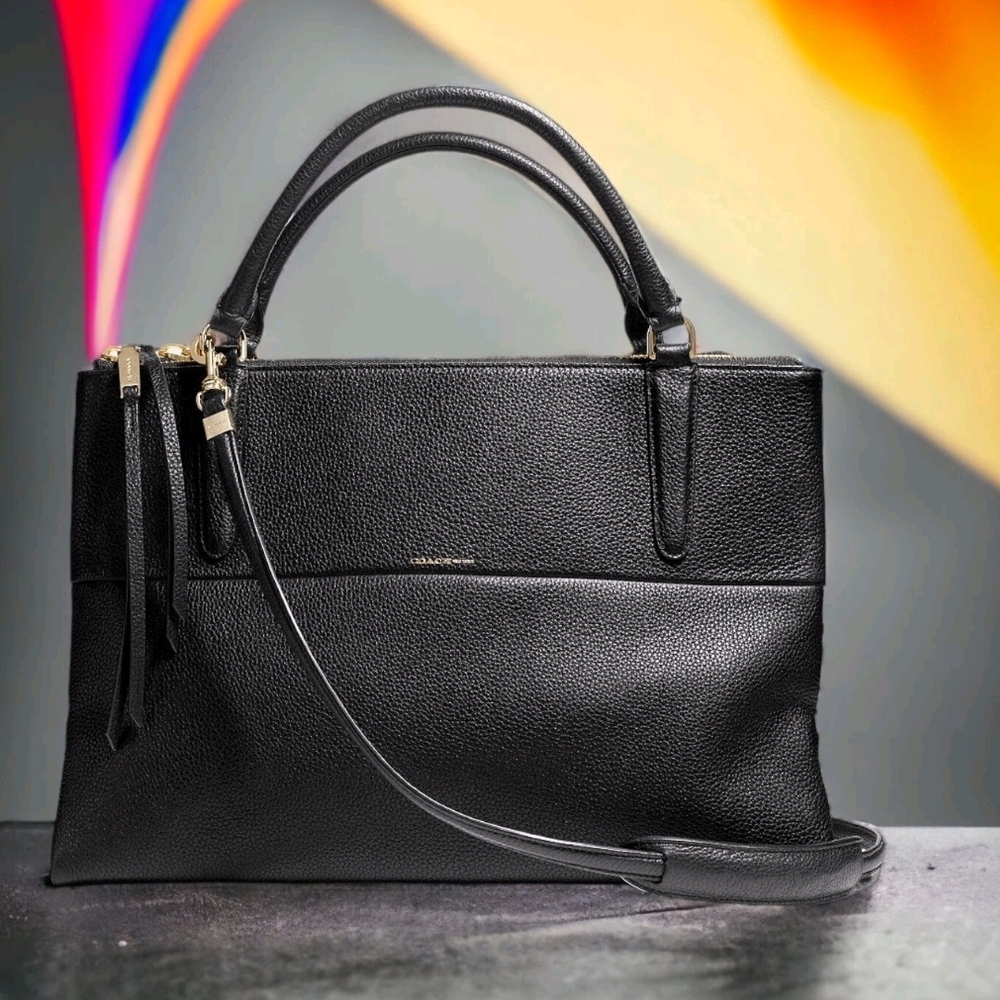 LIKE NEW COACH TURNLOCK BOROUGH LEATHER BAG